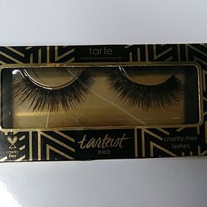 False lashes